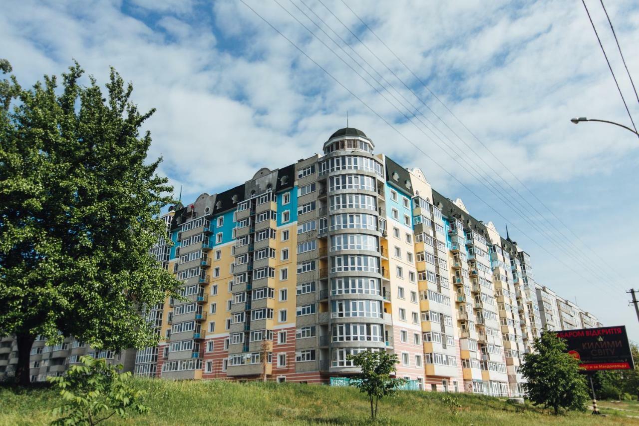 Luxury Apartments Neer Lavina Sumy Exterior foto